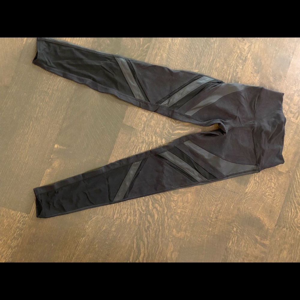 ALO YOGA Gray leggings - Picture 3 of 4